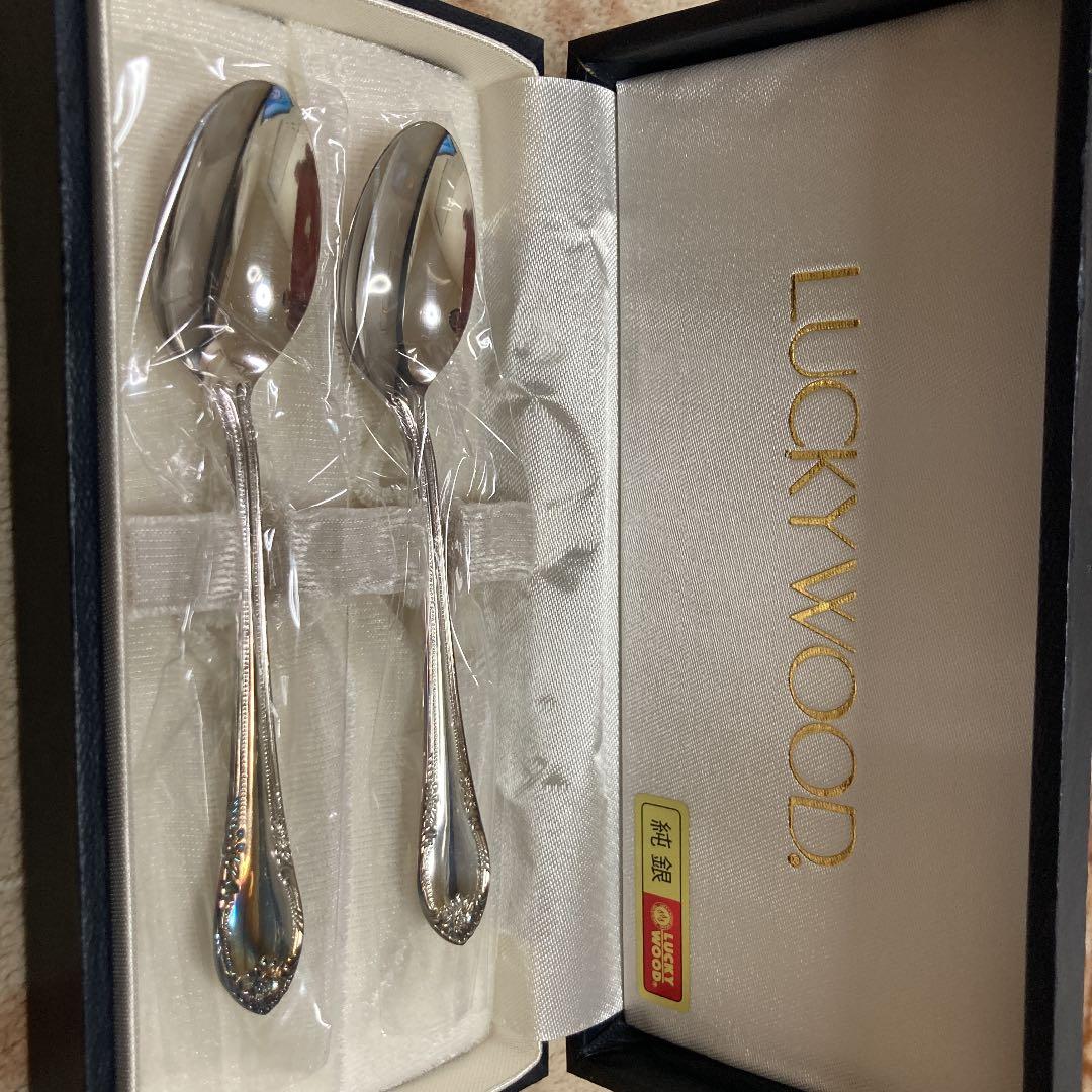 LUCKYWOODのシルバー製ペアスプーン