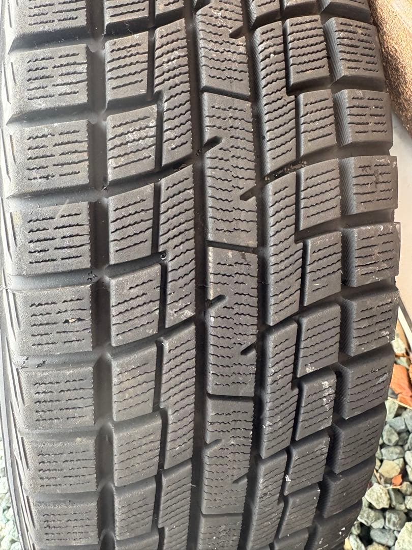 す*き様 スタッドレスタイヤ175/65R15&15インチアルミホイール 4本セ