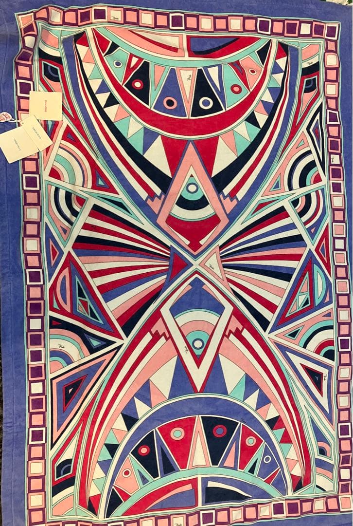 エミリオプッチ　ビーチタオル　タグ付き　未使用