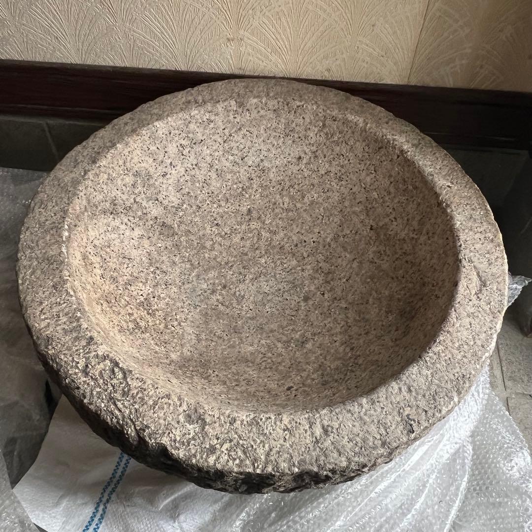 石臼　臼　餅臼　二升用　餅つき 御影石　花崗岩　鉢形　本格派　本格的