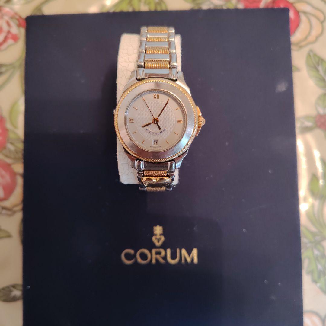 CORUM アナログクォーツ腕時計 ゴールド/シルバー