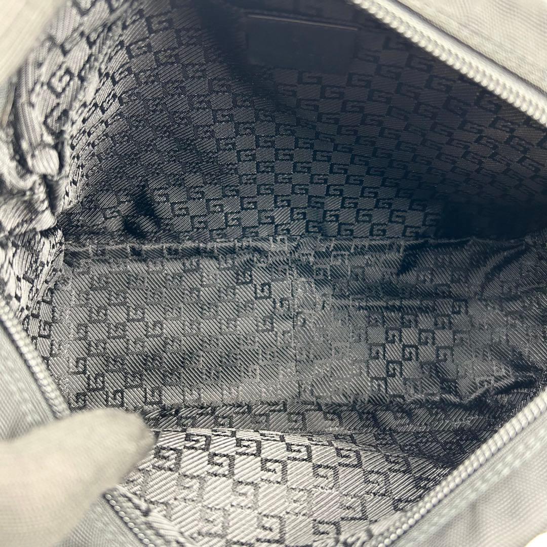 美品✨ グッチ ショルダーバッグ メッセンジャー 黒 裏地総柄 レザー ナイロン