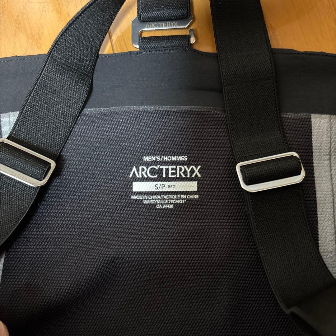 Arc'teryx ビブパンツ