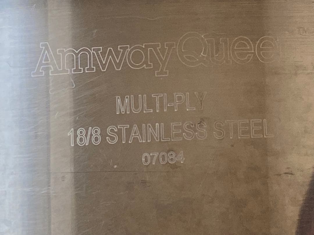 アムウェイ鍋　無水調理器　レシピ本付き‼︎