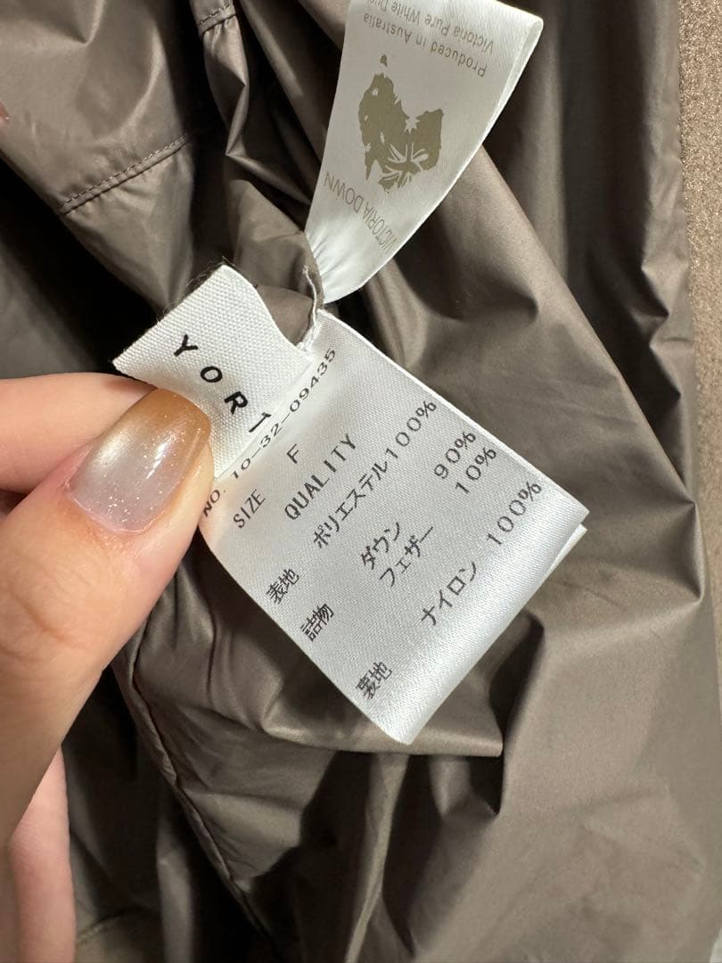 週末限定価格　ヤマダヤCLOVE YORT フード付きダウンコート　キルティング