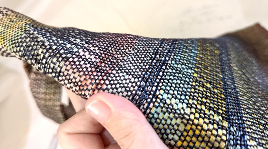 【安心のメルカリ便】帯締め・着物を解いて作った日常でも使用可能なリメイクバッグ