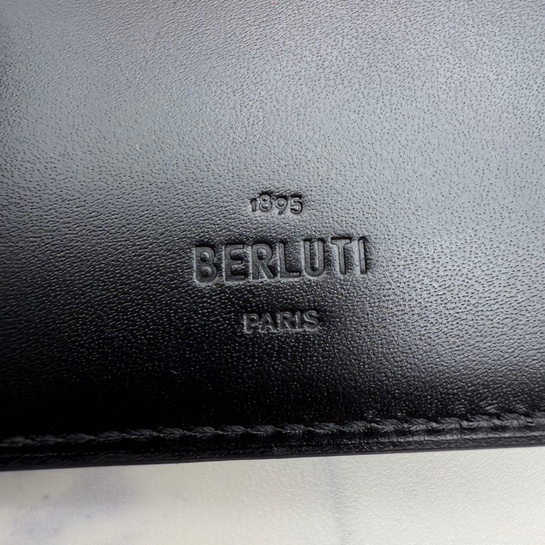 【BERLUTI】ベルルッティ カリグラフィ マネークリップ二つ折り札入れ