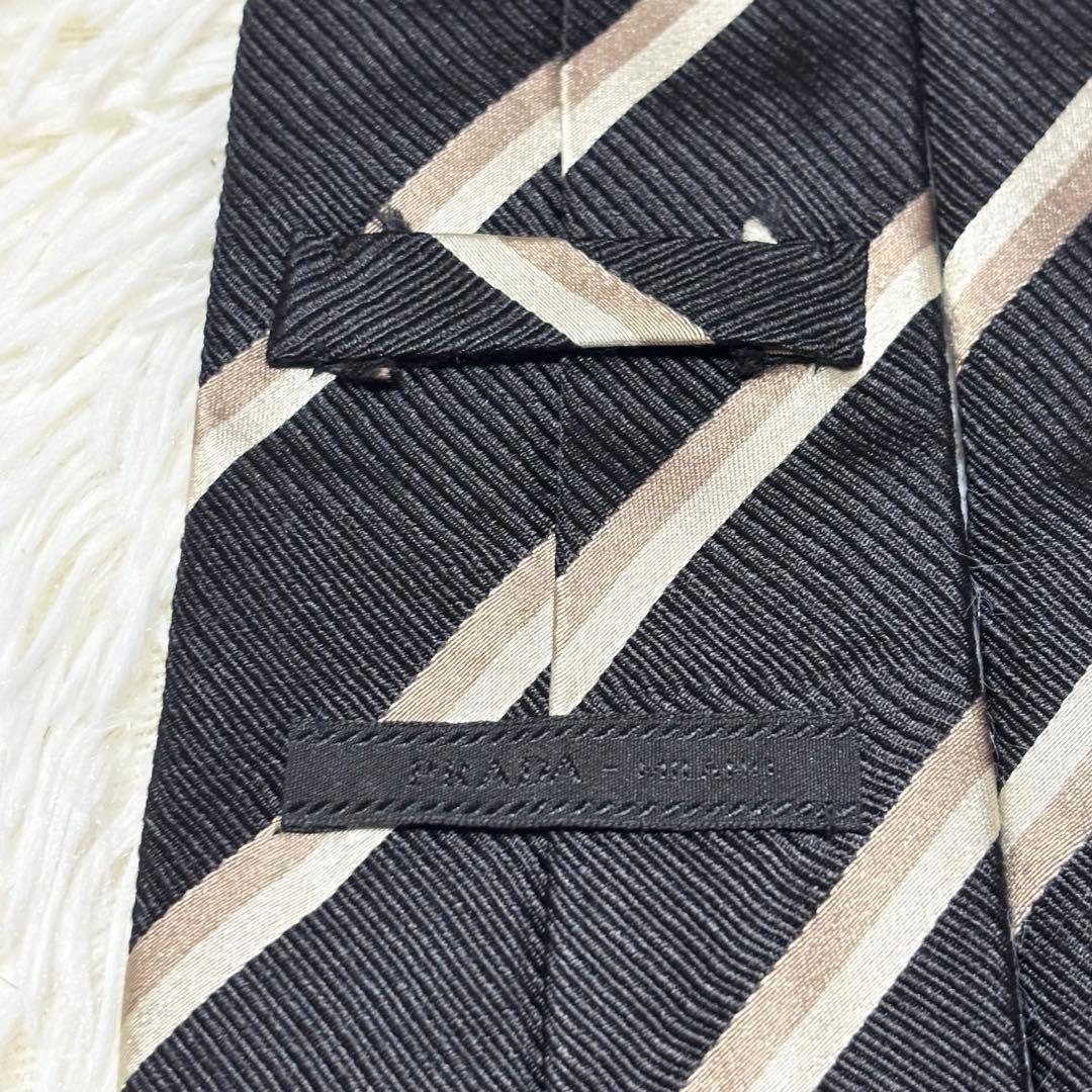 【極美品】PRADA ネクタイ　レジメンタストライプ