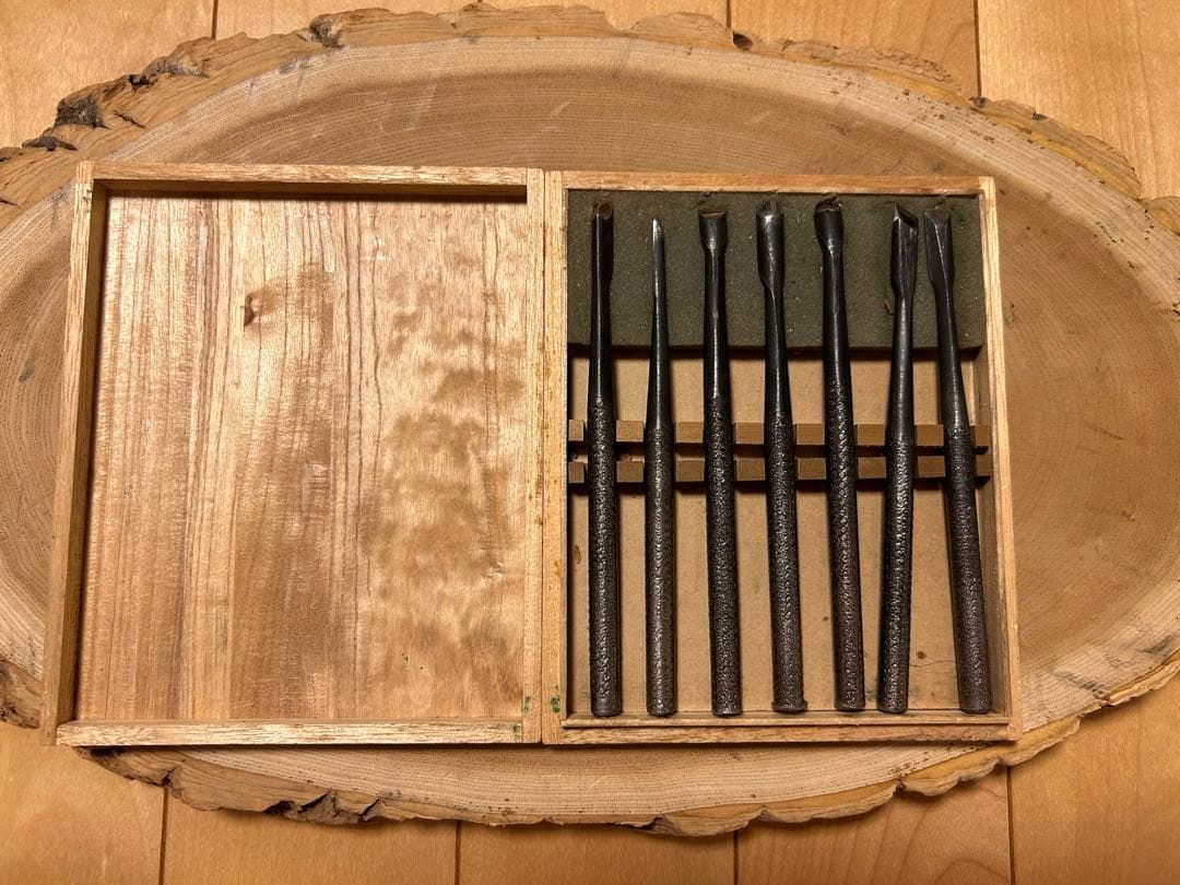 手打仕上　七本組　共柄彫刻刀　初代　政吉作