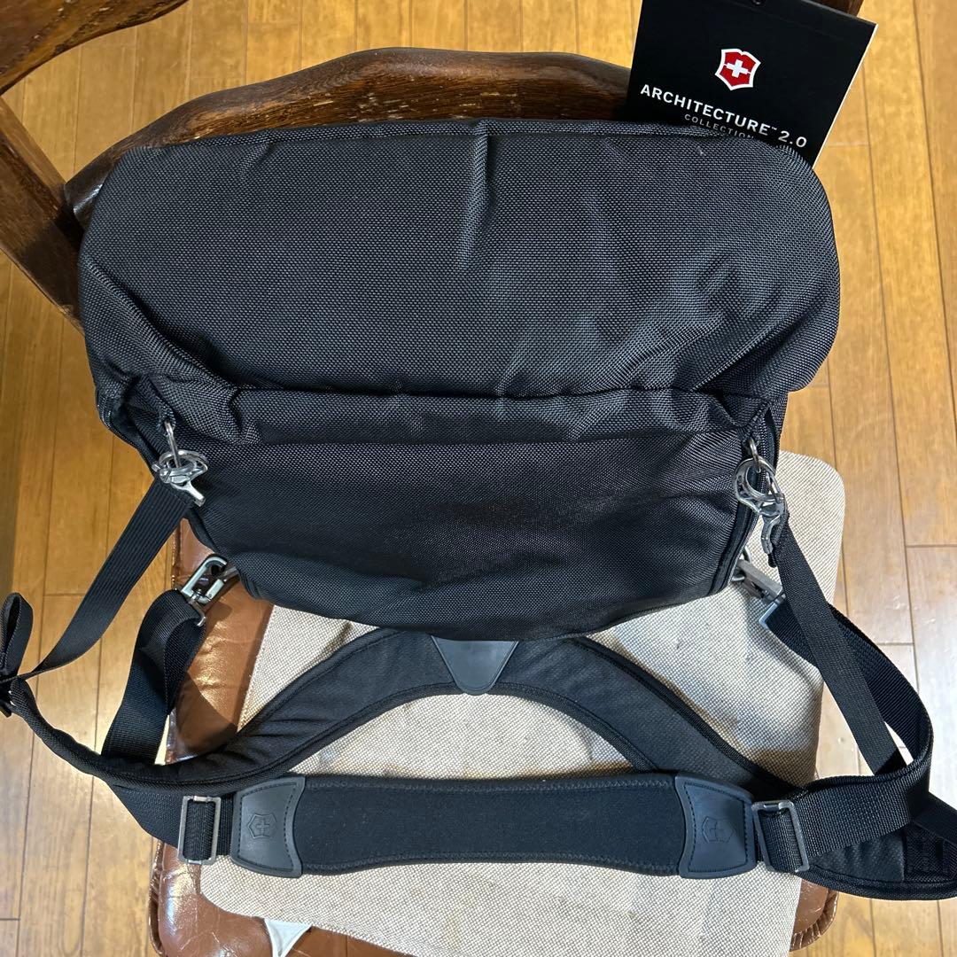 VICTORINOX 3wayバッグ スイスの名品　整理収納抜群‼️