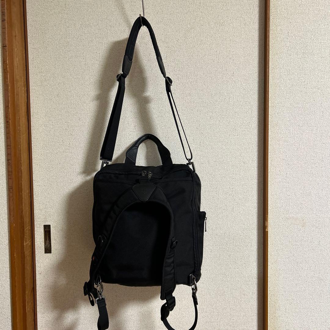 VICTORINOX 3wayバッグ スイスの名品　整理収納抜群‼️
