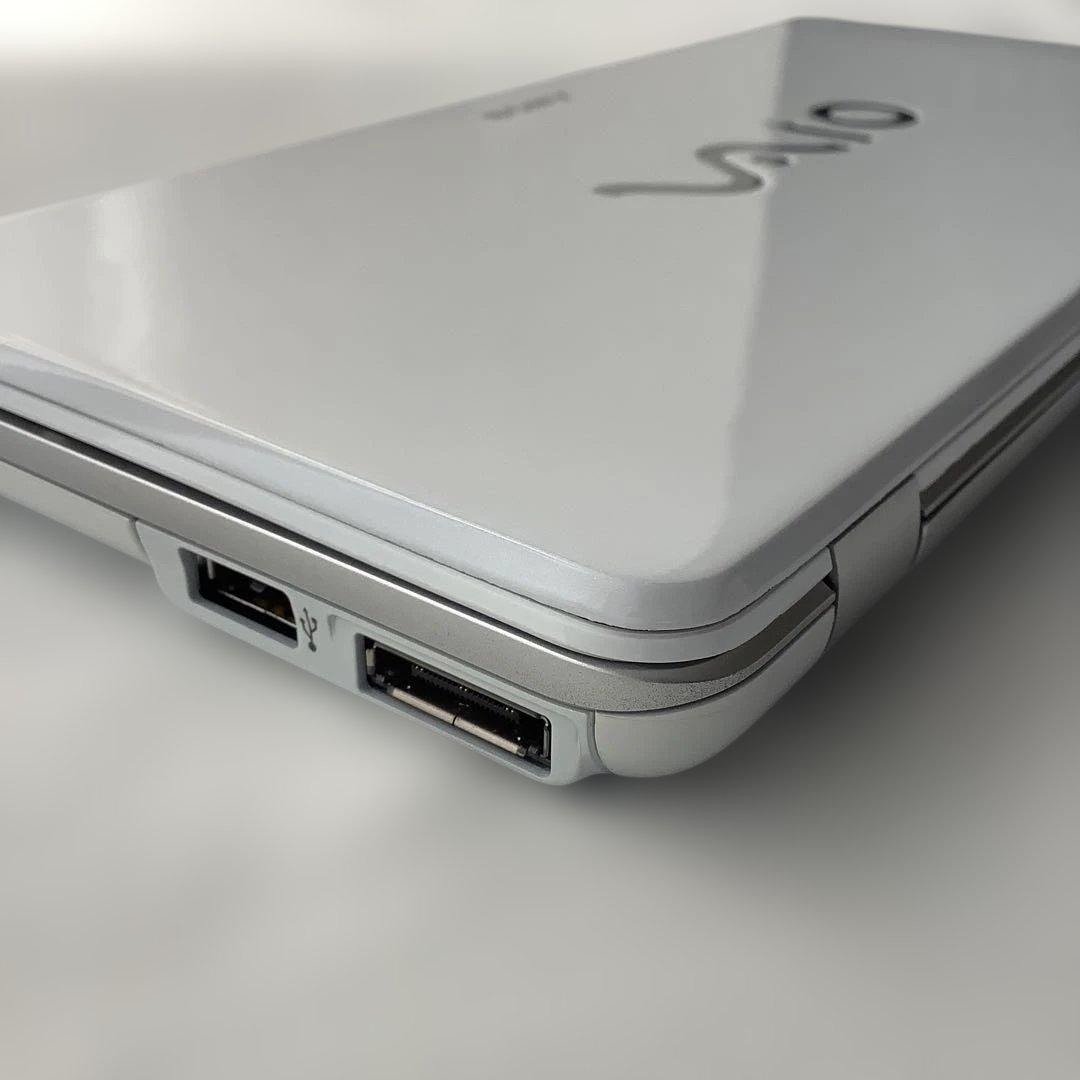 日*亭様 SONY VAIO　type P　VGN-P80H/W　ホワイト　ソニ