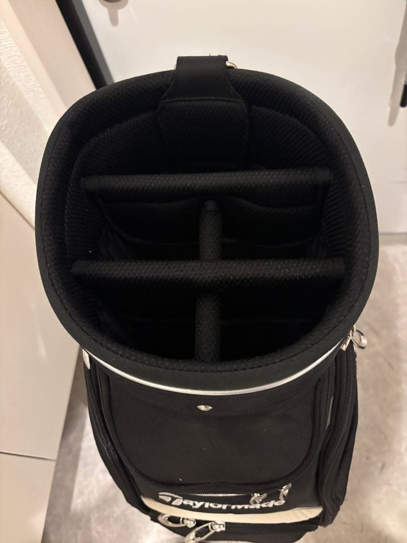 TaylorMade キャディバッグ 白黒