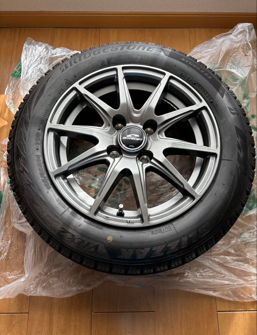 スタッドレスタイヤ　ホイール付き　ブリジストン　165/65R14