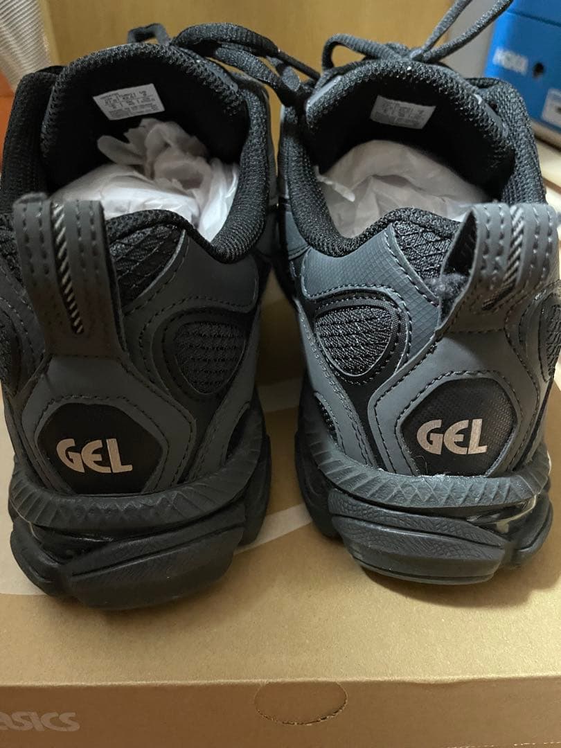 【値下げ・ほぼ新品】asics GEL-NYC RGD ブラック 27cm