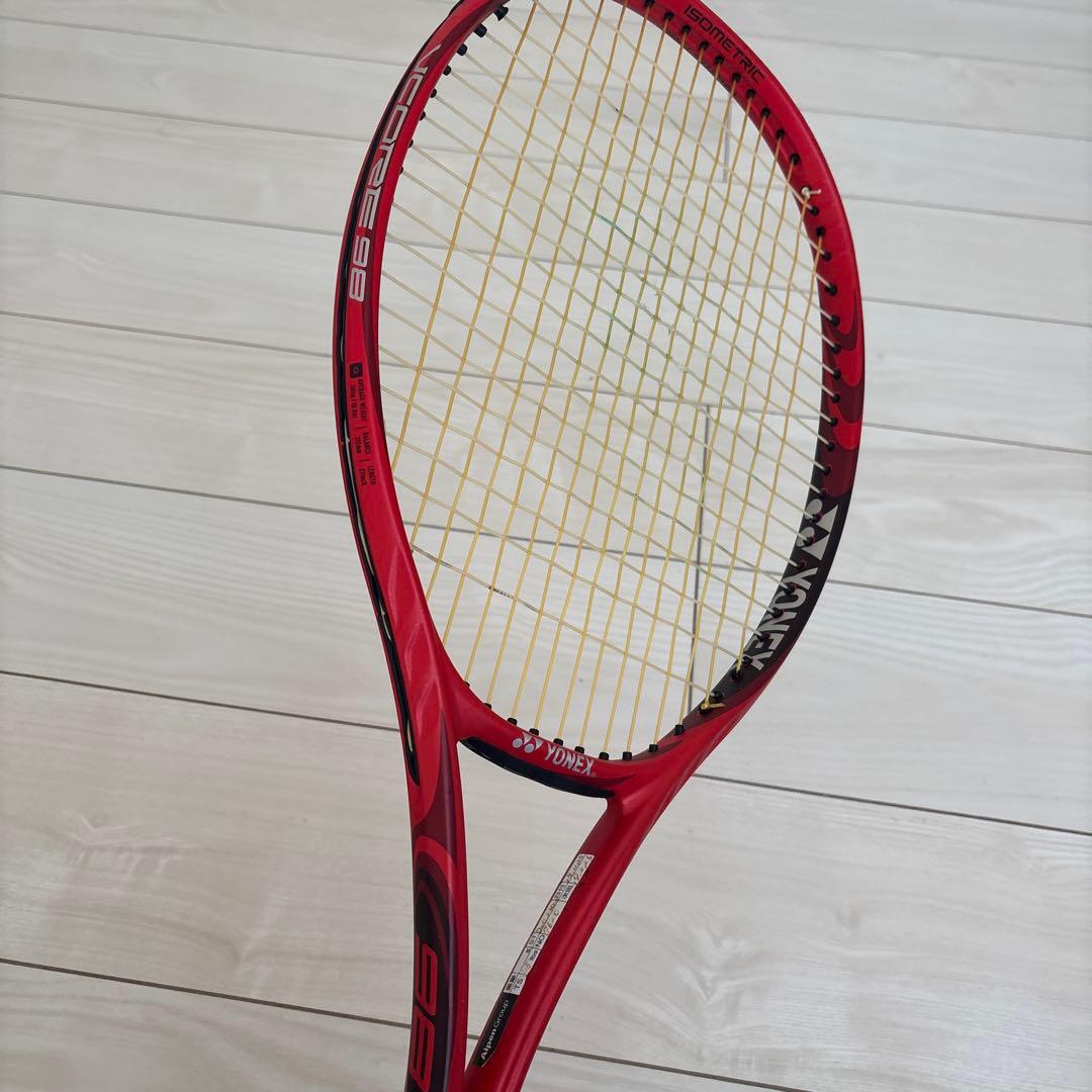 YONEX VCORE 98 G2 <ガット張り上げ無料！>