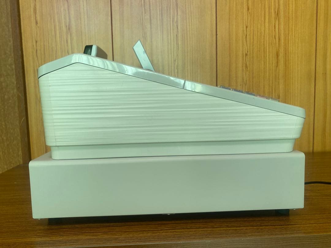 【ほぼ新品・２回使用】SHARP/シャープ　電子レジスター　XE-A207W-W