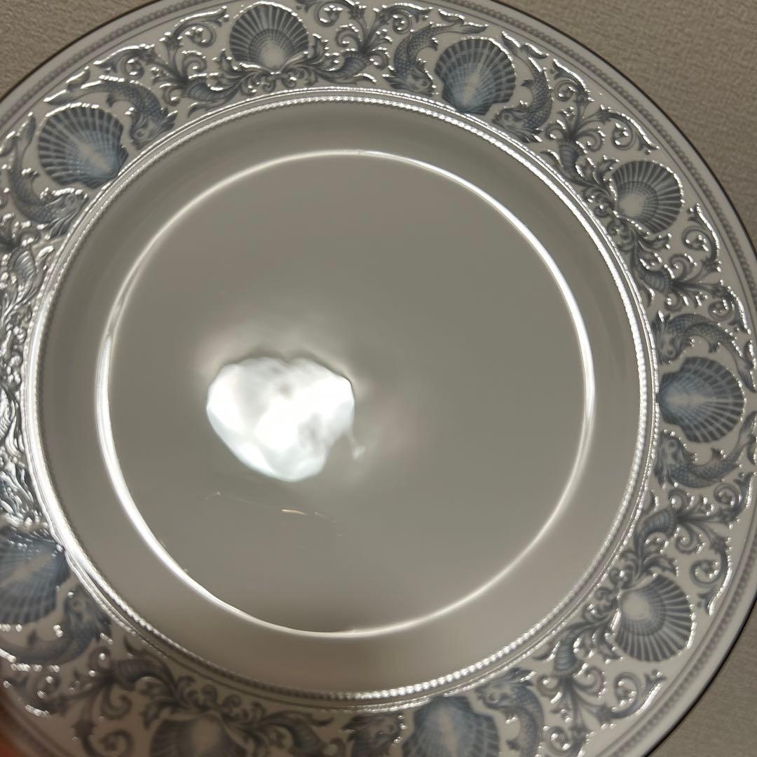 ウェッジウッド　ドルフィン　ホワイト　ディナープレート　23cm