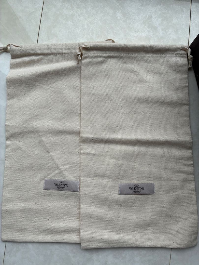 VALENTINO ホワイト/レッド スニーカー