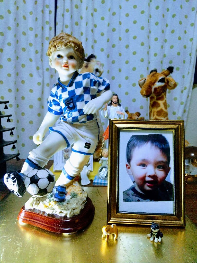 まーくんの.特大.サッカーの置物.高さ32cm位.オマケ付きます