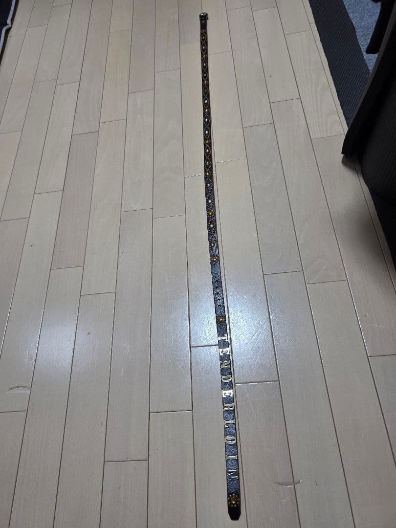 TENDERLOIN スタッズ付きレザー ベルト