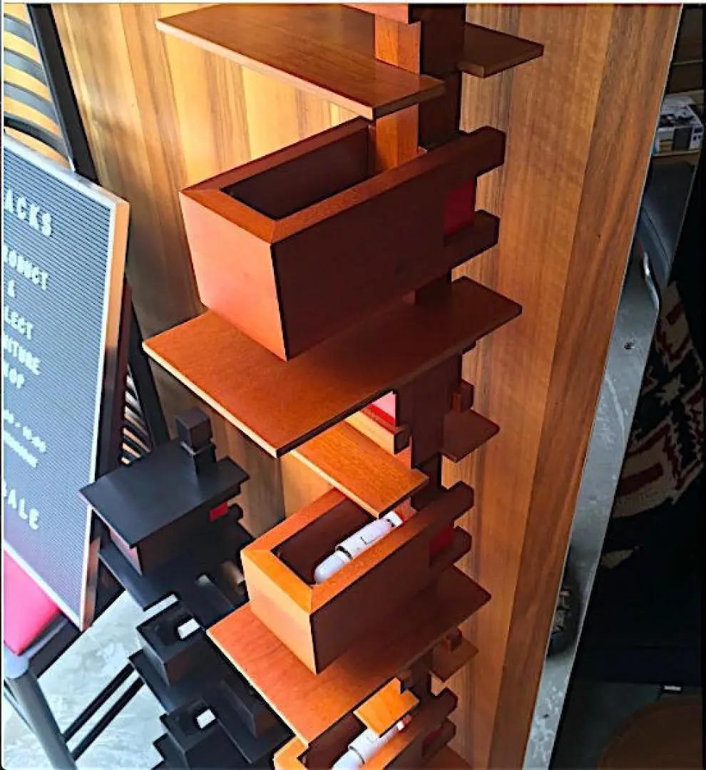 タリアセン 2 Hi フロアライト チェリーブラウン フランクロイドライト