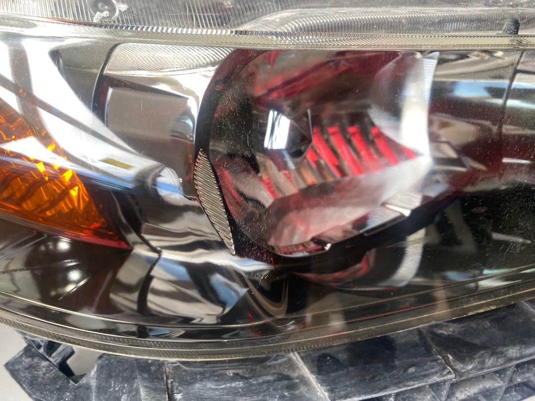 ホンダ ストリーム RN6 RN7 RN8 RN9 純正HID ヘッドライト左右