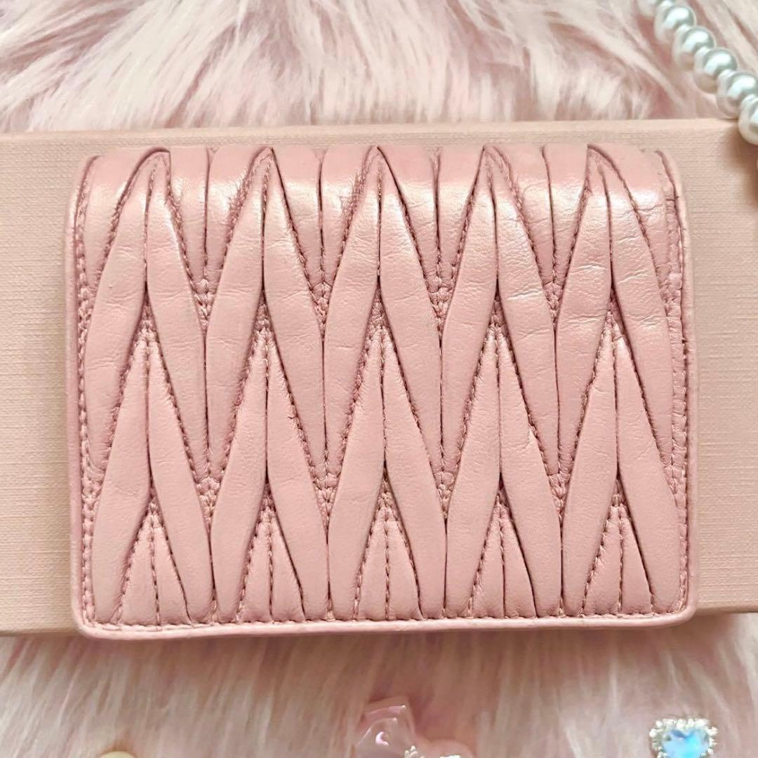 miu miu ミュウミュウ マテラッセ ビジュー パール 二つ折り財布 箱付き