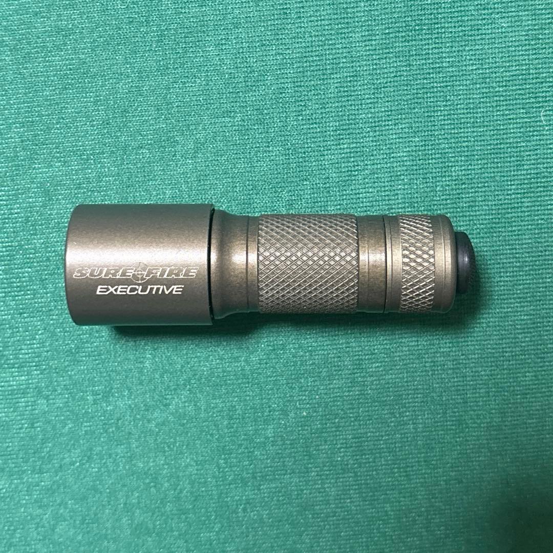 SUREFIRE E1 Executive HAカラー