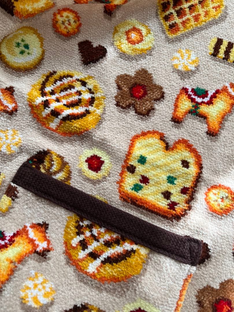 フェイラー♡新品未使用　お菓子柄エプロン