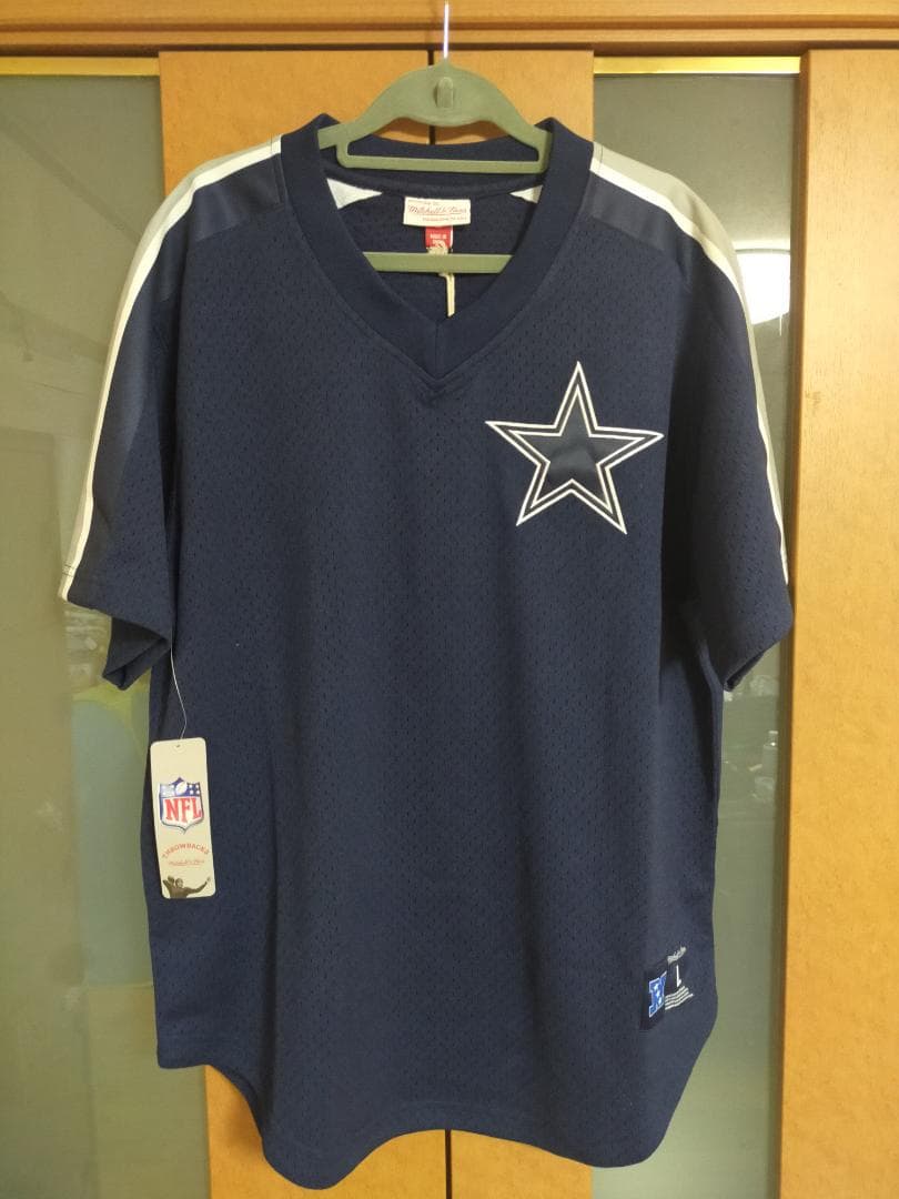 【売り尽くし】NFL　ダラスカウボーイズ　オフィシャルVネック　ジャージ　新品
