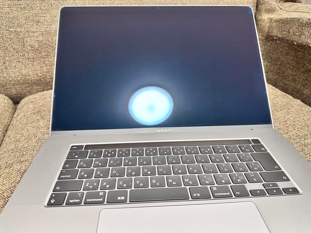 美品　MacBookPro 16 i7- 16- 512 office 永続版