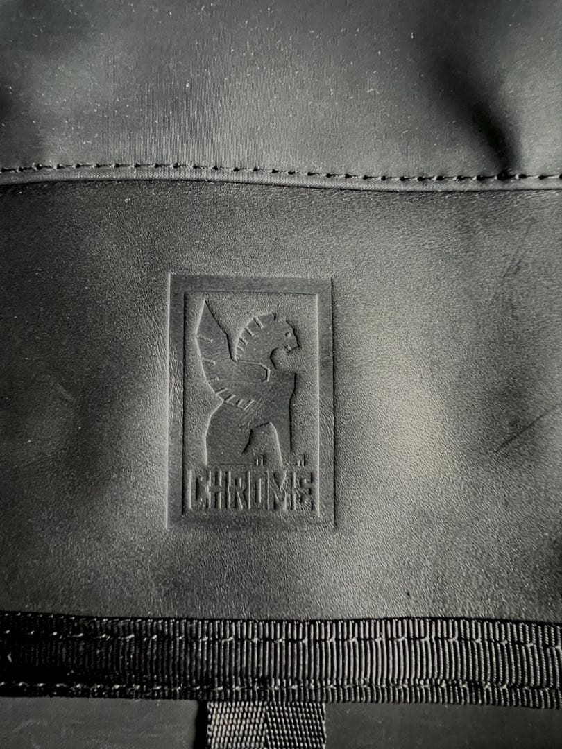 【入手困難】CHROME CITIZEN BLCKCHRMメッセンジャーバッグ