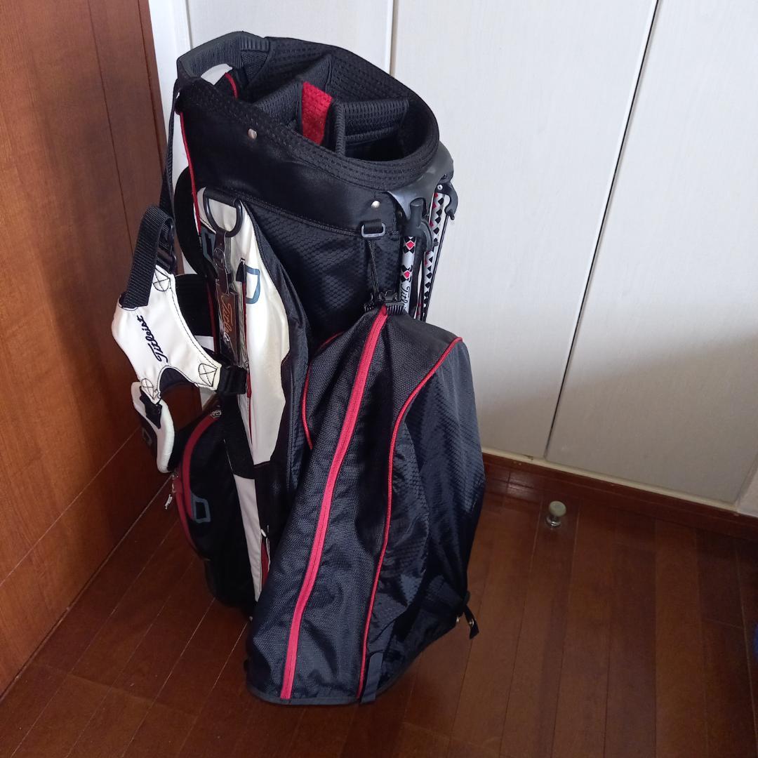 Titleist スタンドゴルフバッグ ブラック/ホワイト/レッド