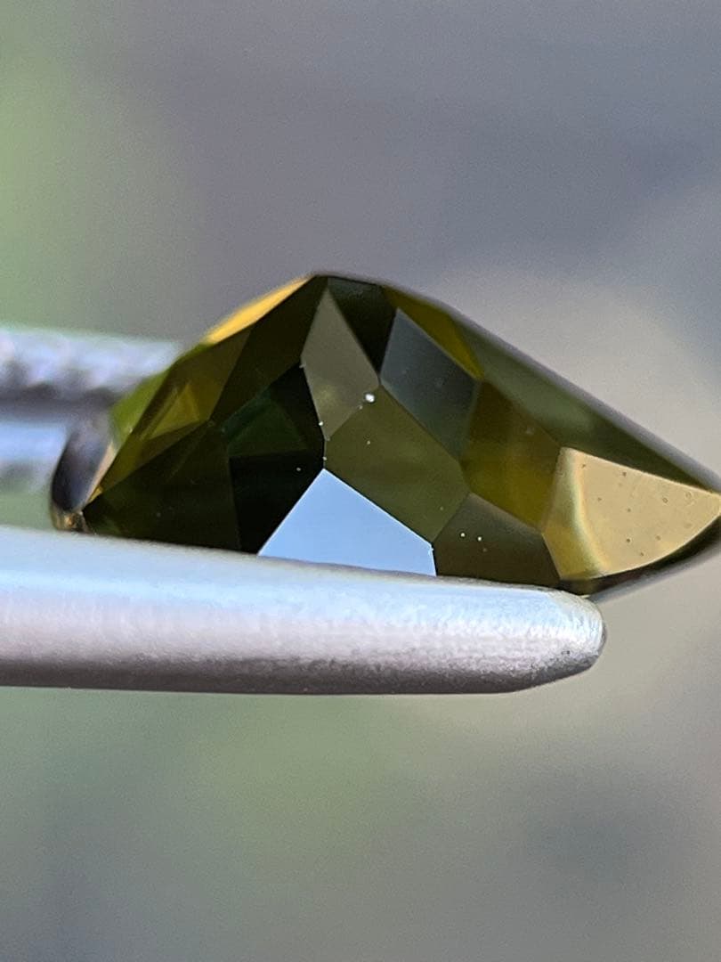 ソー付非加熱コーネルピンルース2.15ct Natural konerupine