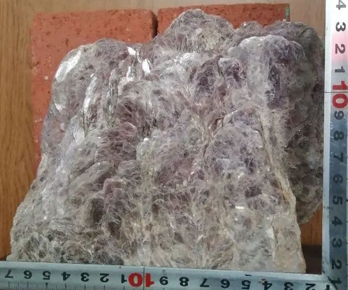 レピドライト4.9kg ーt774