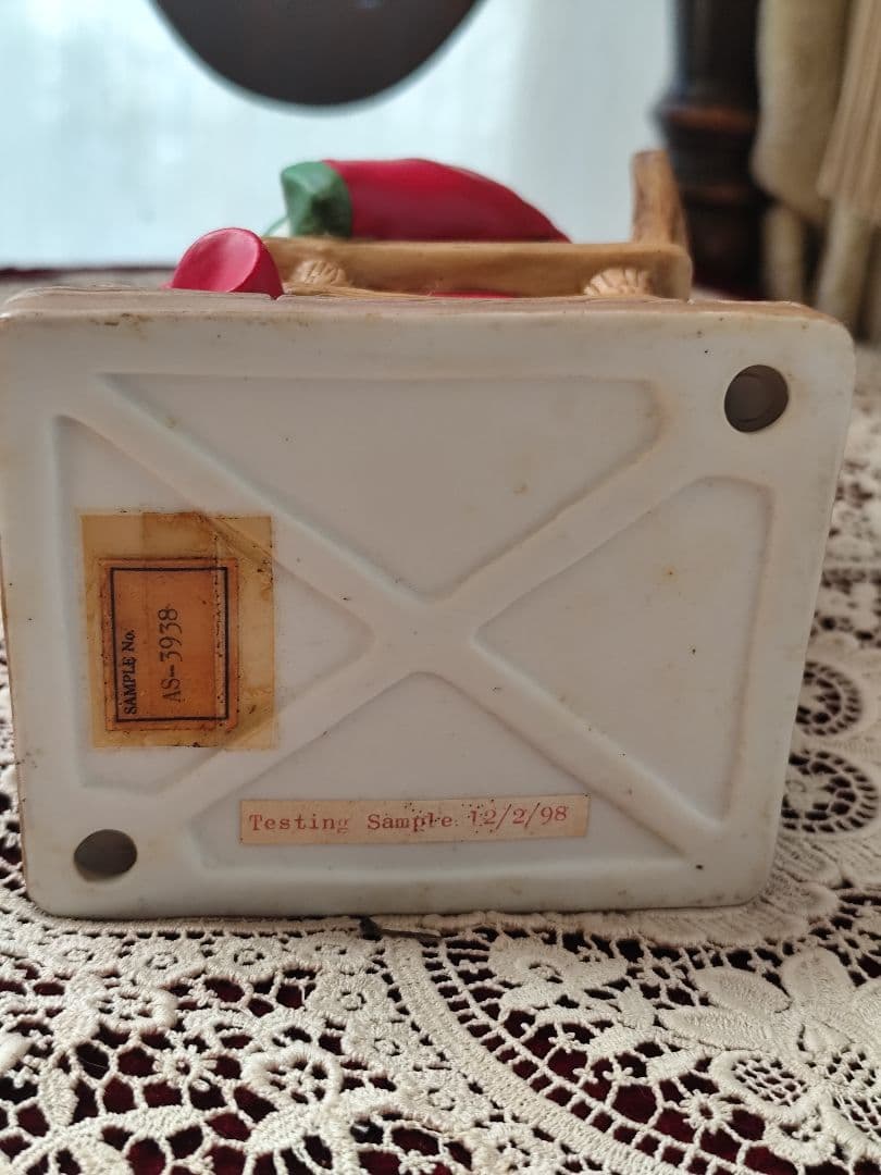 サンタクロース フィギュア 陶器　人形 瀬戸焼　猫　椅子　ロッキングチェア