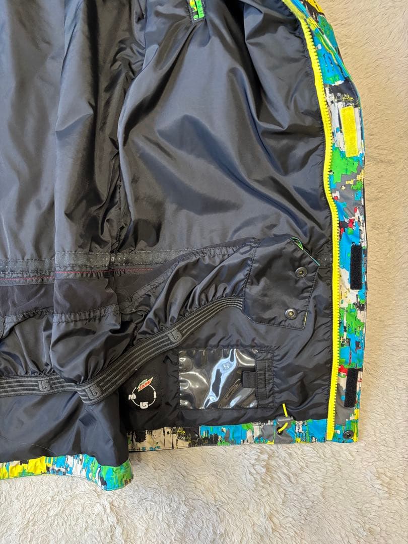 【美品】Burtonスノーボードウェア 上下セット