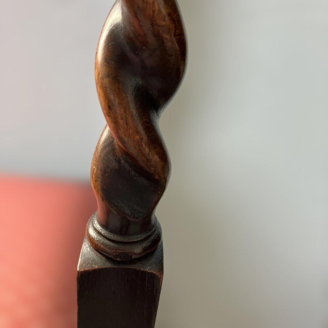 英国　アンティーク　木製椅子 ツイストレッグ　ダイヤモンドパターン ピンク