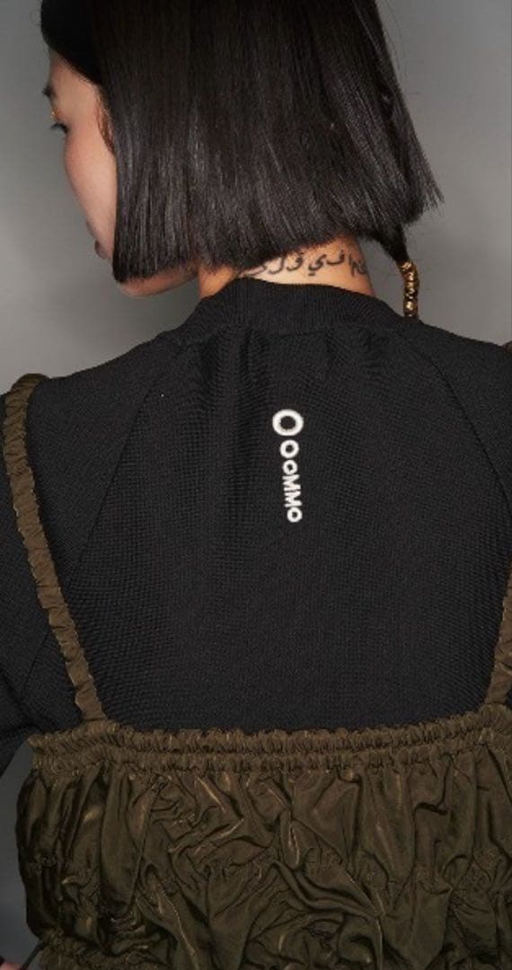 OMMOテントラインワンピース　 TENT LINE KNIT OP 2点