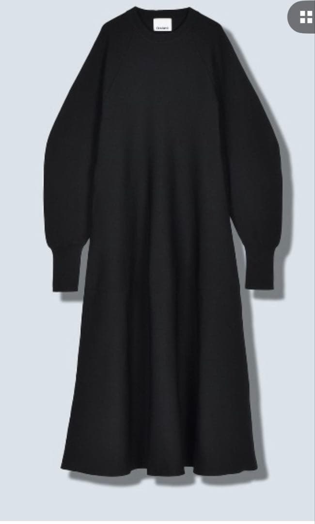 OMMOテントラインワンピース　 TENT LINE KNIT OP 2点