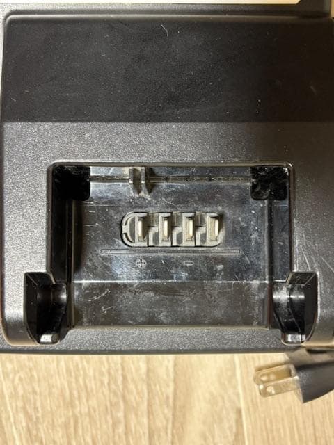 ぴ*た様 Panasonic NKJ075Z1 電動自転車用充電器 パナソニック