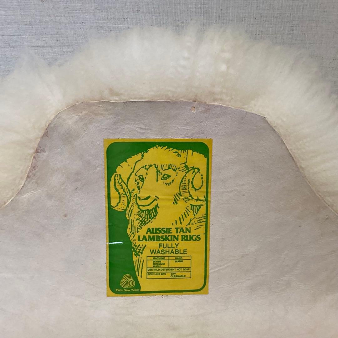 ムートン 羊毛 本革 長毛 白色 座布団 ラグ 背もたれ 椅子 車 座席 新品