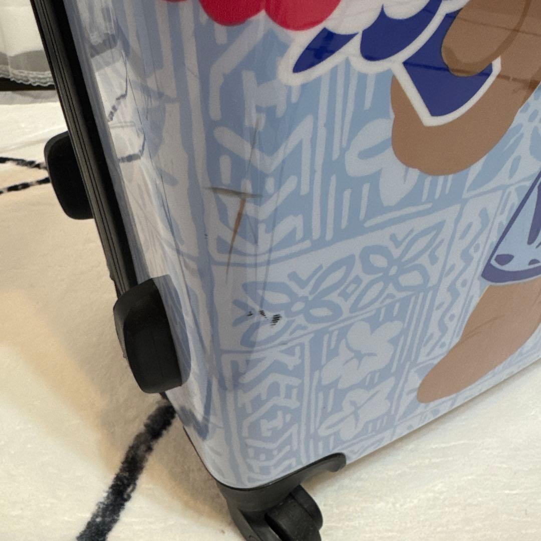 希少！ディズニー　アウラニ　ダッフィー　スーツケース