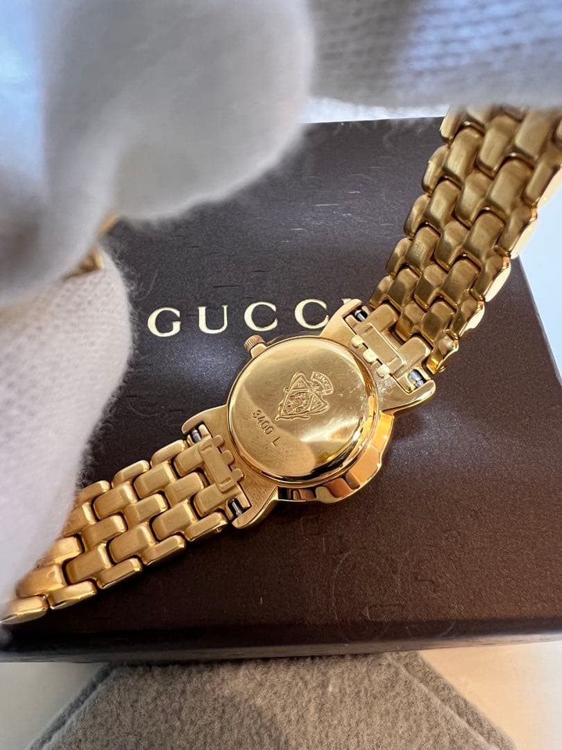 GUCCI ゴールド アナログ腕時計