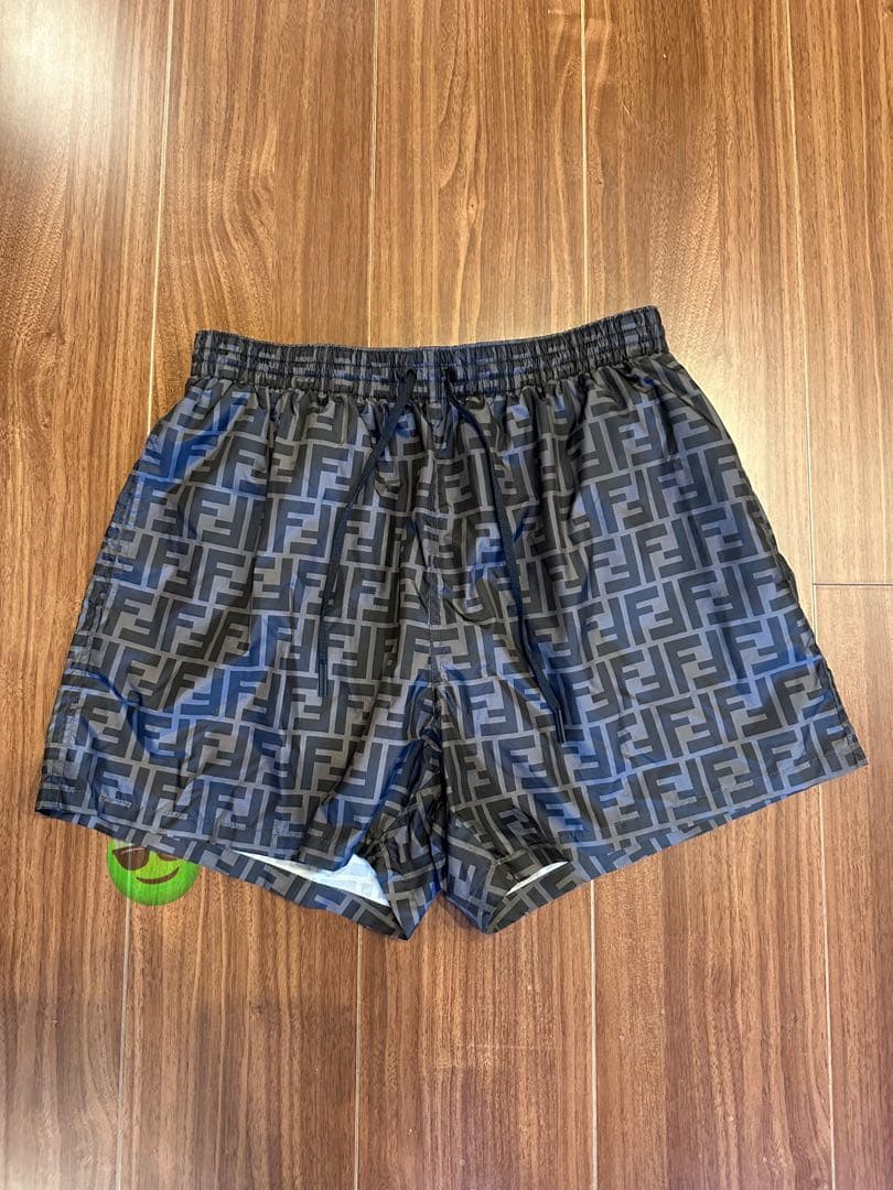 今月末出品終了 FENDIフェンディ　メンズ水着　スイムウェア48（L）