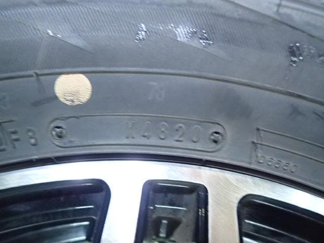 B1050【送料無料】スタッドレスタイヤ 195/65R16 4本セット