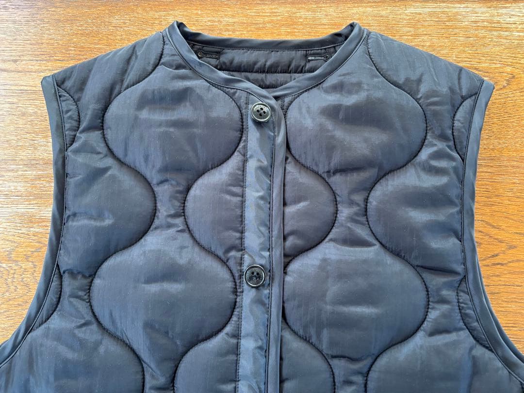 ジャケット・アウター HYKE QUILTED CROPPED VEST BLACK