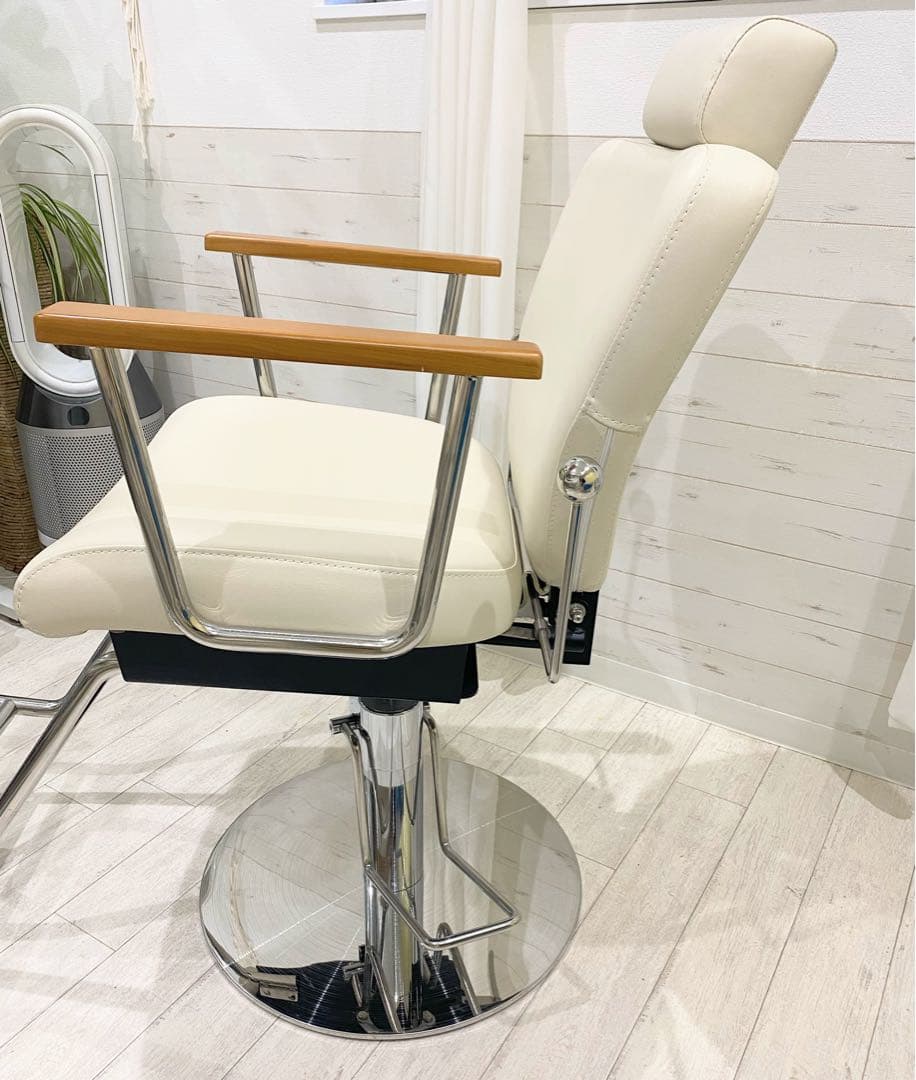 未使用 リクライニング スタイリングチェア / アイラッシュ・アイブロウ・理美容