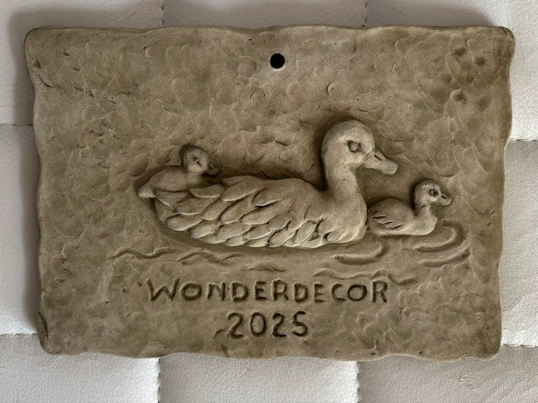 ワンダーデコール イヤープレート2025　あひる　現品限り